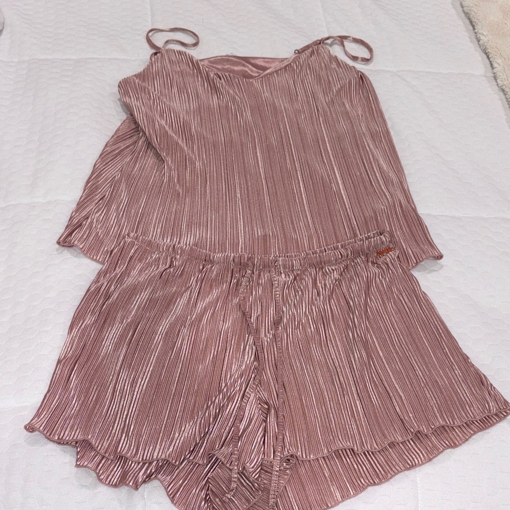 Danskin Sleep Set